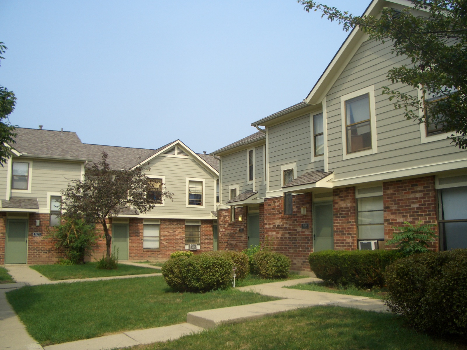 BELLEFONTAINE RIDGE APARTMENTS